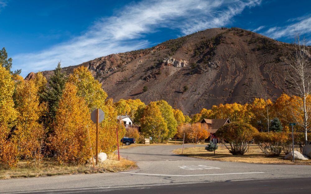 Aspendell mountains and foliage is scenic during the fall. Photography by Asya Olson