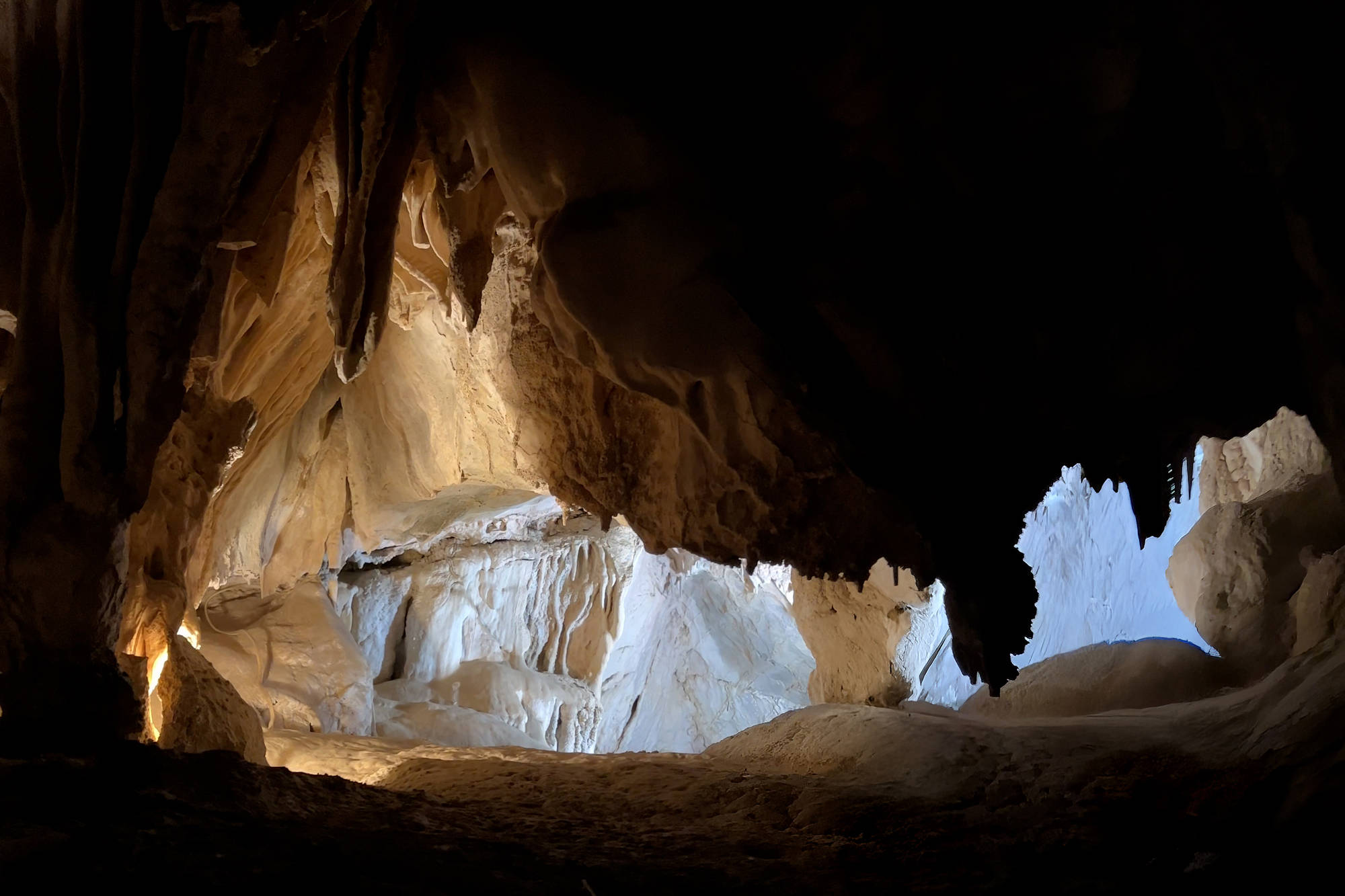 Inside Boyden Cavern in Kings Canyon National Park